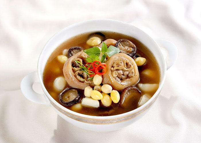 Thực đơn đãi tiệc liên hoan công ty khiến ai cũng gật gù khen ngon