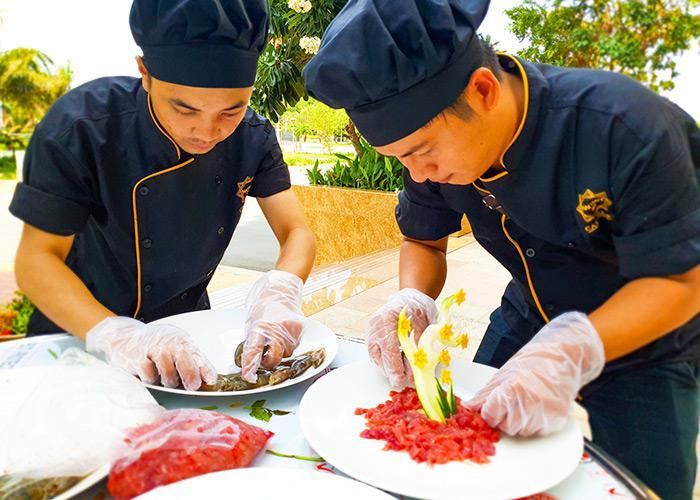 Dịch vụ nấu cỗ tại nhà chuyên nghiệp - Lựa chọn vàng cho bữa tiệc hoàn hảo