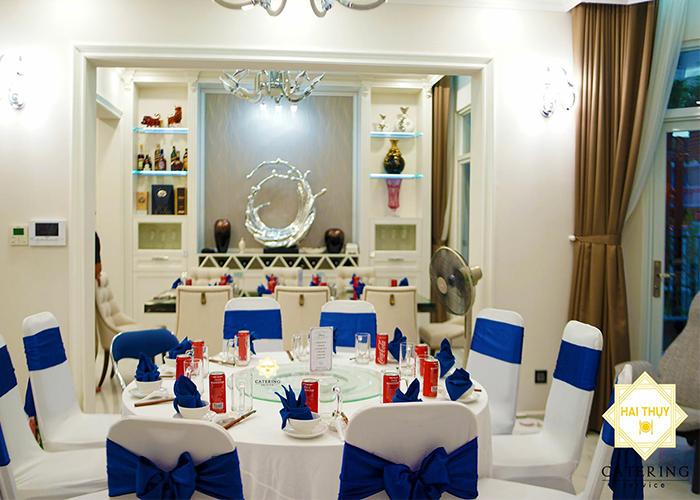 Tổ chức tiệc liên hoan gia đình ấm cúng và ý nghĩa cùng Hai Thụy Catering 
