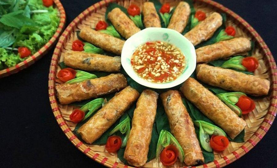 Đặt tiệc đám giỗ quận 1 với các món ăn ngon, hấp dẫn